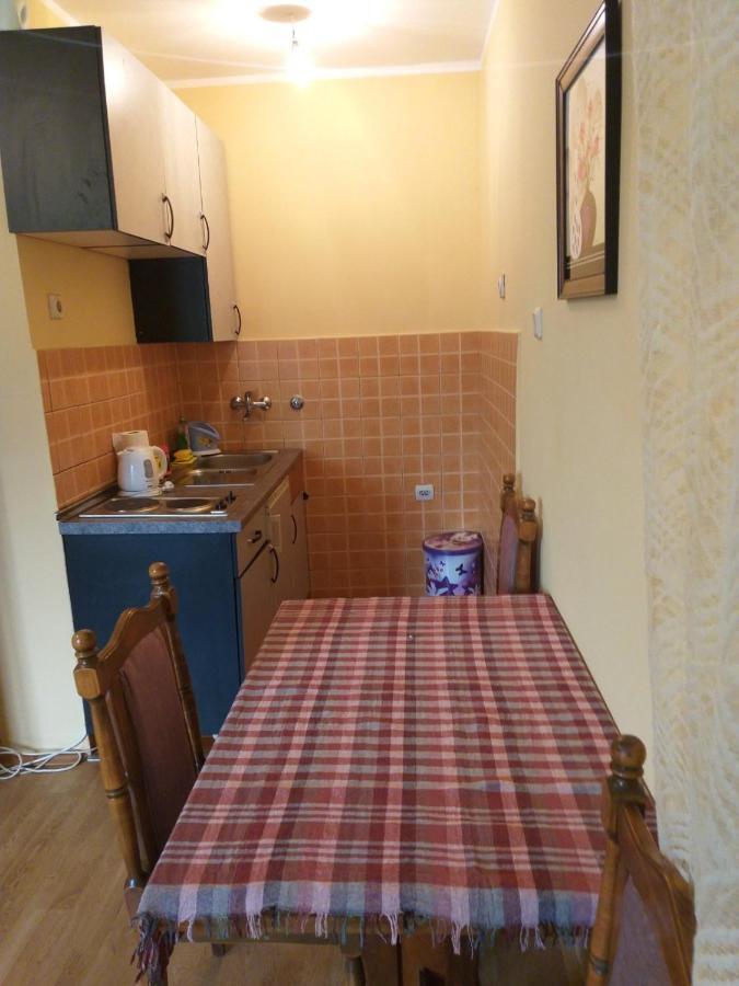 Apartment Davidovic Тиват Екстериор снимка