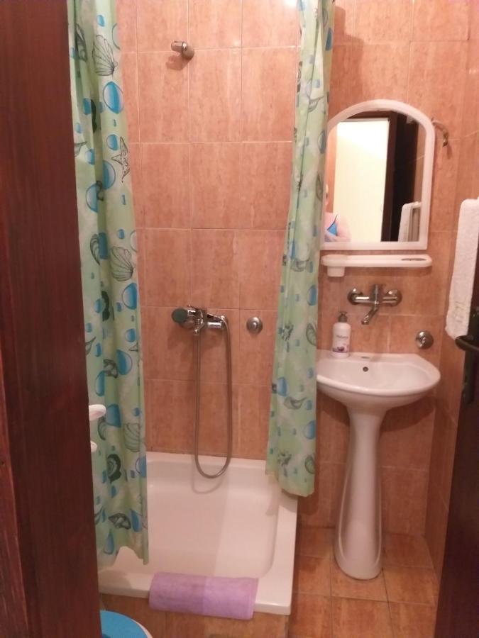 Apartment Davidovic Тиват Екстериор снимка