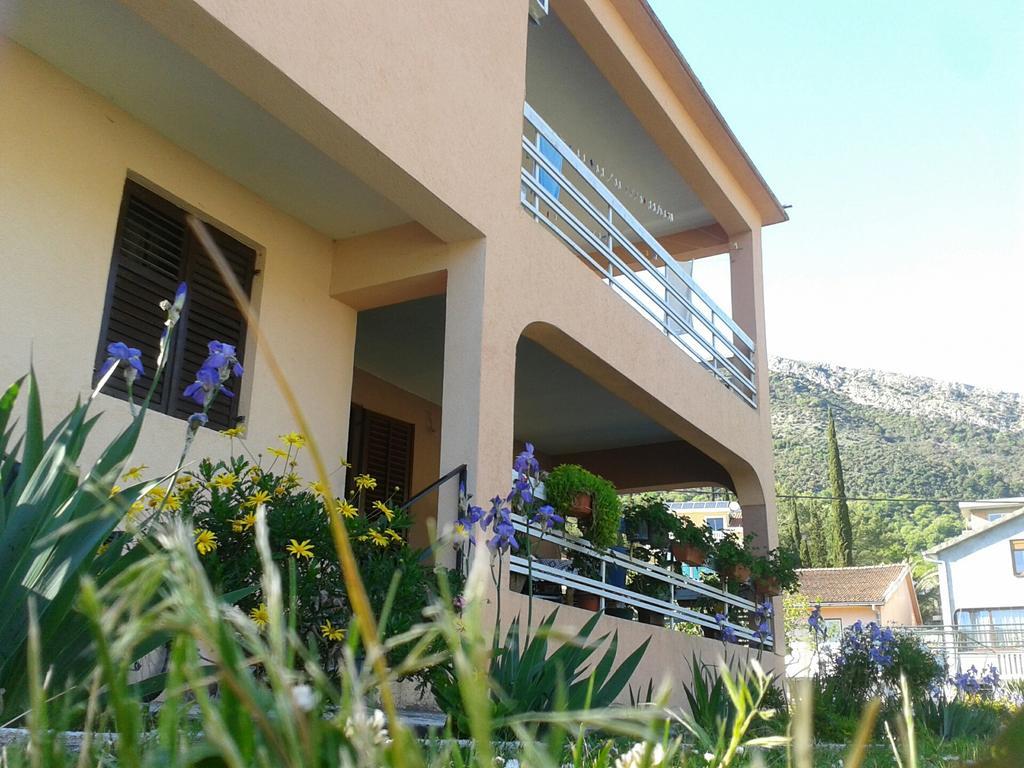 Apartment Davidovic Тиват Стая снимка