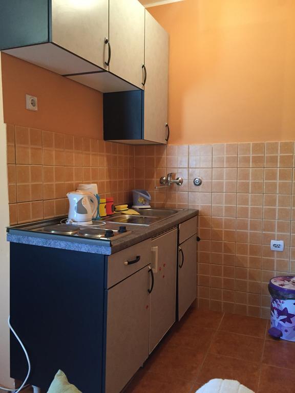 Apartment Davidovic Тиват Екстериор снимка